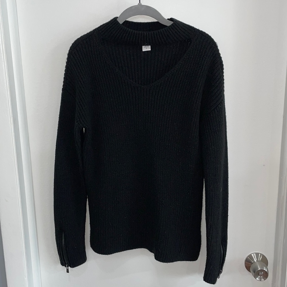 Long sleeve sweater